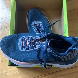 Hoka one one bondi - women 10 wide